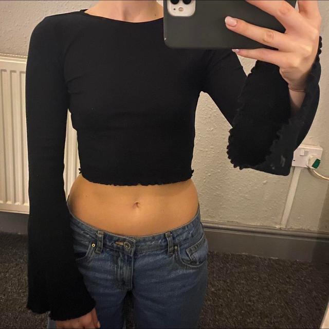 Urban Outfitters Women's Crop top - Black - 6 on Productcaster.