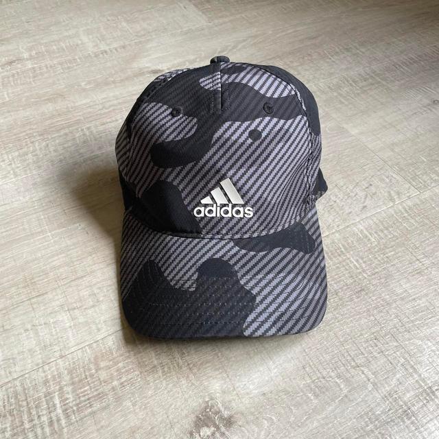 Adidas Men's Caps - Black/Grey on Productcaster.