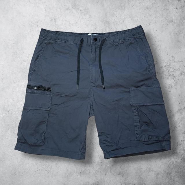 H&M Men's Shorts - Black/Gold - M on Productcaster.