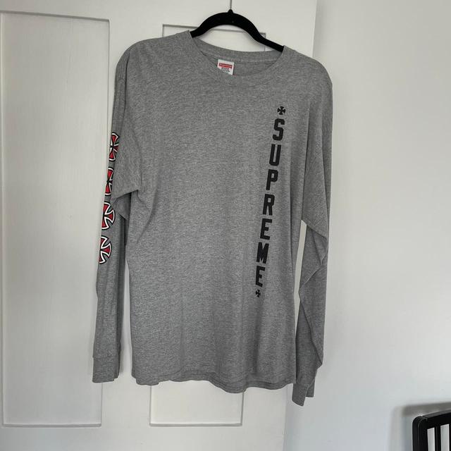 Supreme Men's T-shirt - Grey - L on Productcaster.