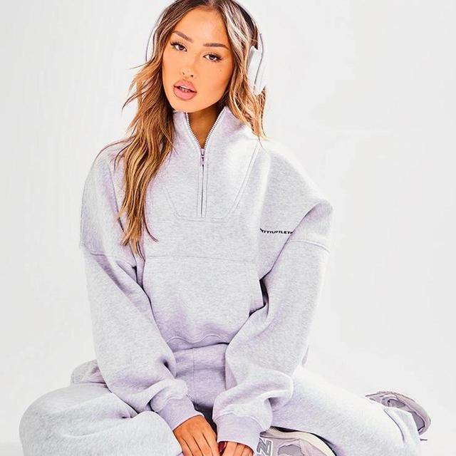 PrettyLittleThing Women's Sweatshirt - Grey - XL on Productcaster.