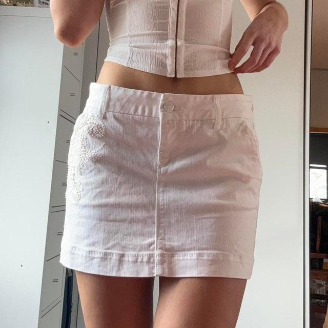 Women's Mini Skirt - White - UK 12 on Productcaster.