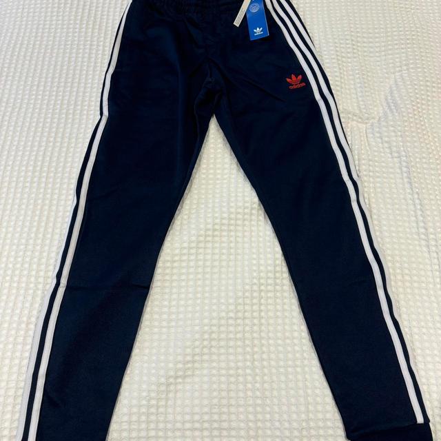 Adidas Originals Men's Sweatpants - Navy/Red - S on Productcaster.