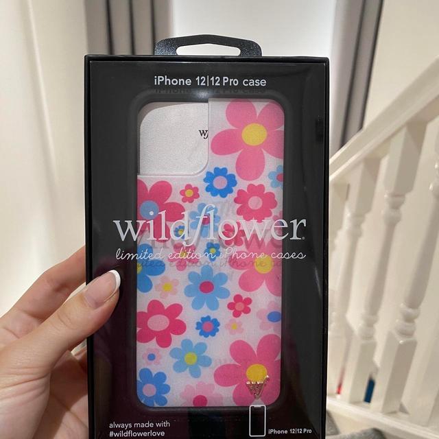 Wildflower Phone case - Pink/Multi on Productcaster.