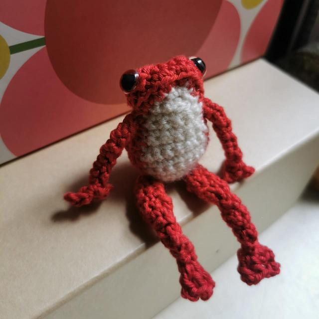 Handmade Stuffed animal - White/Red on Productcaster.