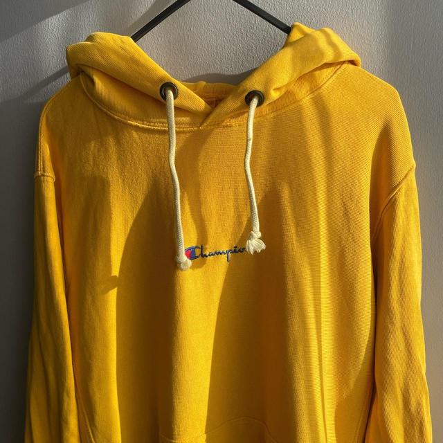 Champion Men's Hoodie - Yellow - S on Productcaster.