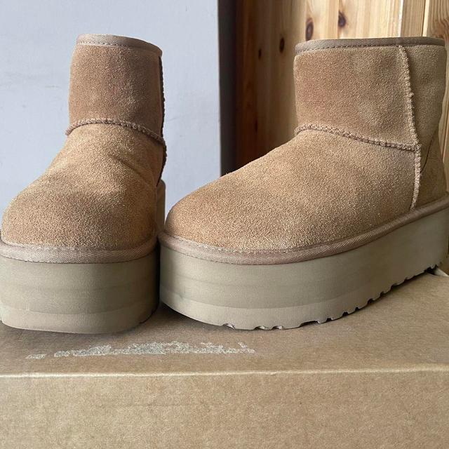 UGG Women's Boots - Tan - UK 5 on Productcaster.