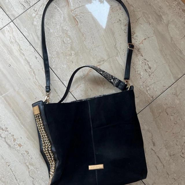 River Island Women's Crossbody bags - Black on Productcaster.