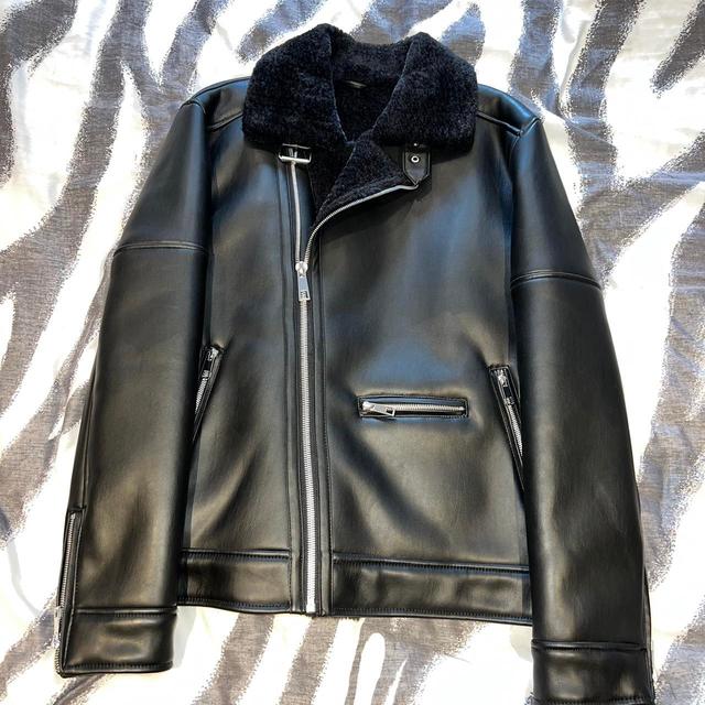 Zara Men's Going out Jacket - Black - L on Productcaster.