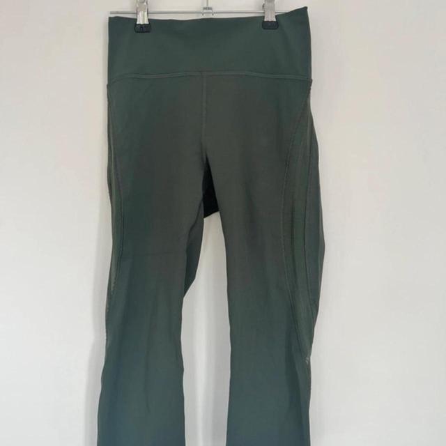 Lululemon Women's Leggings - Green/Khaki - UK 4 on Productcaster.