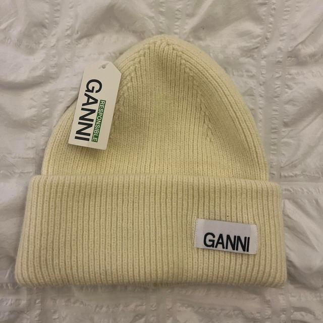 Ganni Women's Beanies - Cream/Yellow on Productcaster.