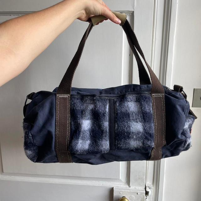 Napapijri Women's Luggage and travel - Navy/Blue on Productcaster.