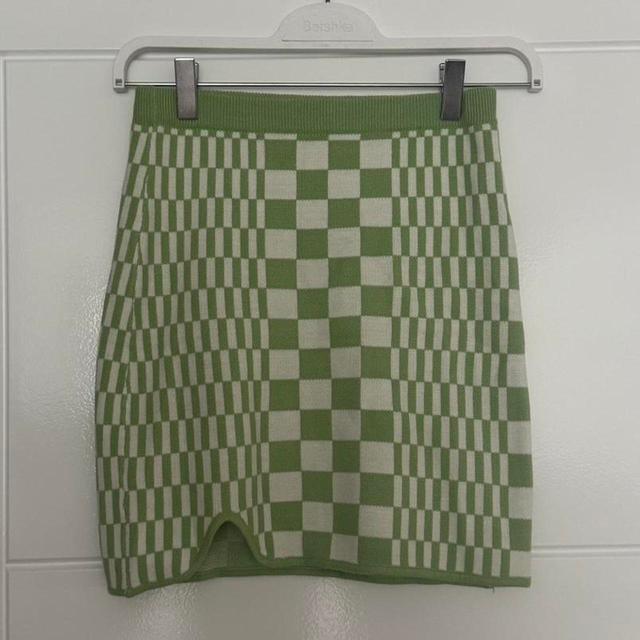 Women's Skirt - Green/White - UK 8 on Productcaster.