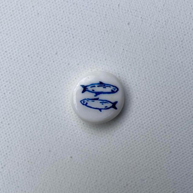 Women's Brooch - White/Blue on Productcaster.