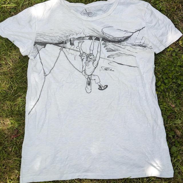 Vintage Men's T-shirt - White - M on Productcaster.