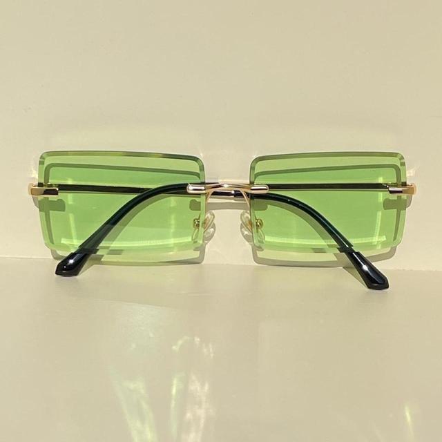 Women's Sunglasses - Green on Productcaster.