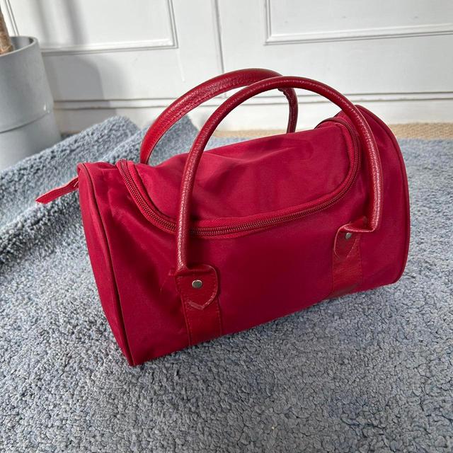 Vintage Women's Bag - Red on Productcaster.