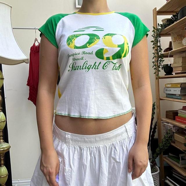 Vintage Women's T-shirt - White/Green - S on Productcaster.