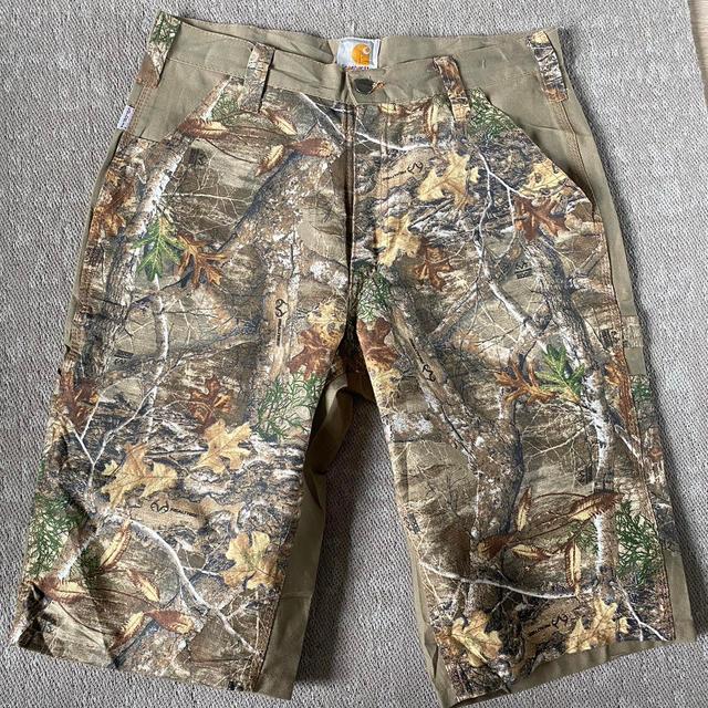 Carhartt Women's Shorts - Khaki/Multi - UK 10 on Productcaster.