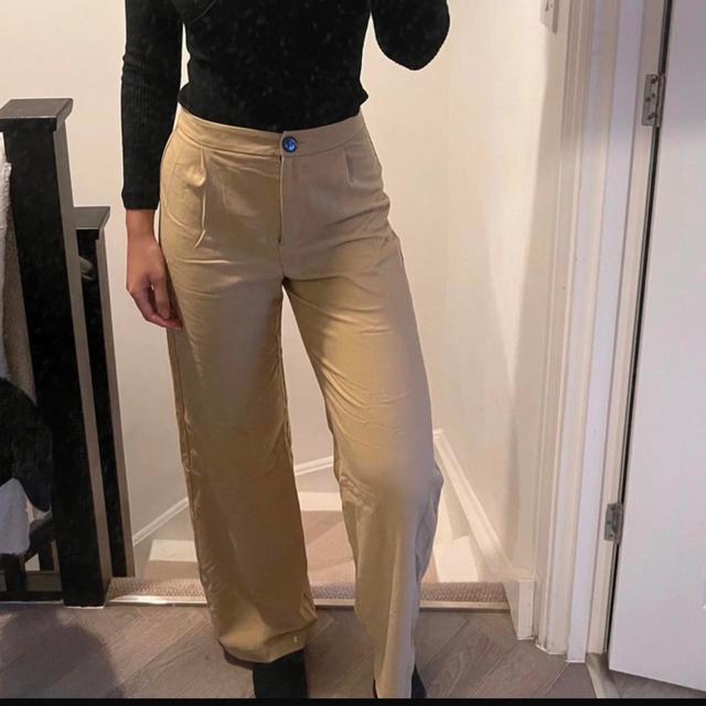 Bershka Women's Tailored trousers - Tan - UK 8 on Productcaster.