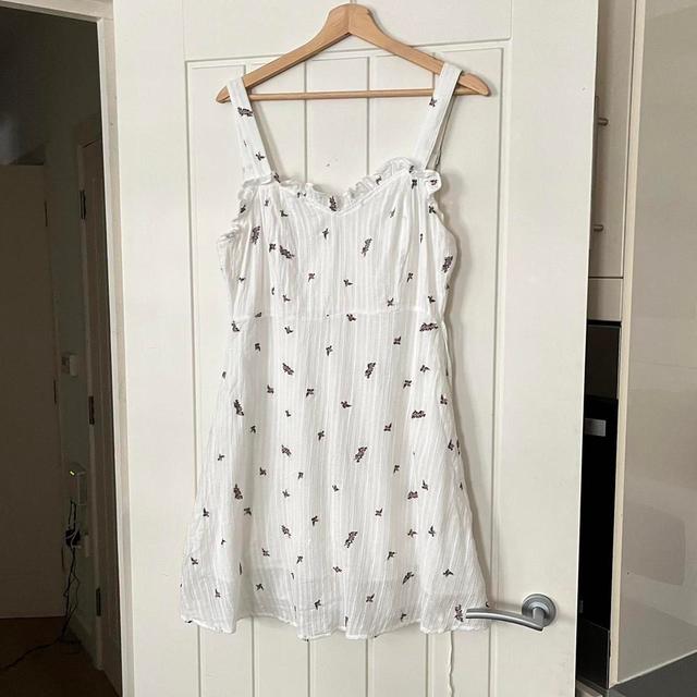 Preloved Women's Mini Dress - White - 14 on Productcaster.