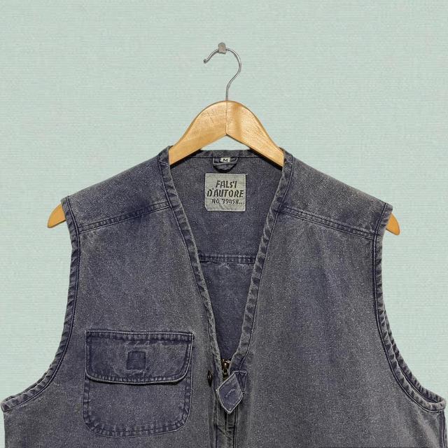 Vintage Men's Vest - Grey - M on Productcaster.