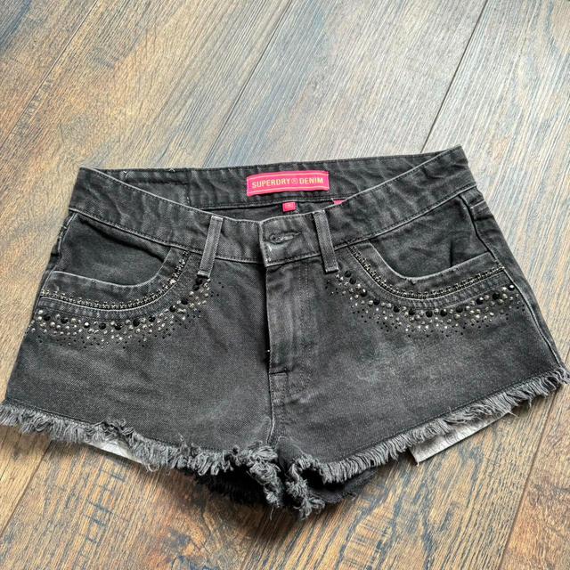 Superdry Women's Shorts - Black - 26" on Productcaster.