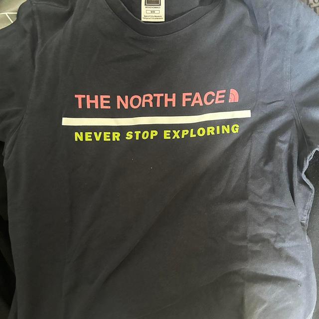 The North Face Men's T-shirt - Navy/Black - M on Productcaster.