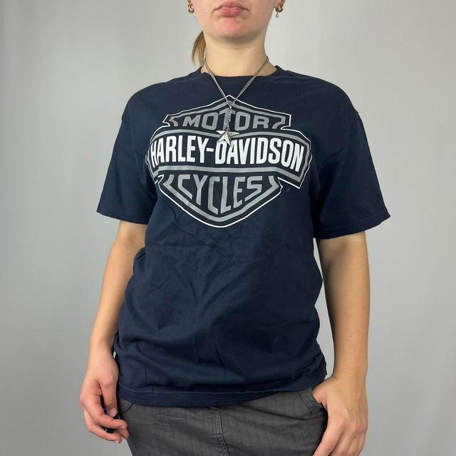 Harley Davidson Men's T-shirt - Navy - M on Productcaster.