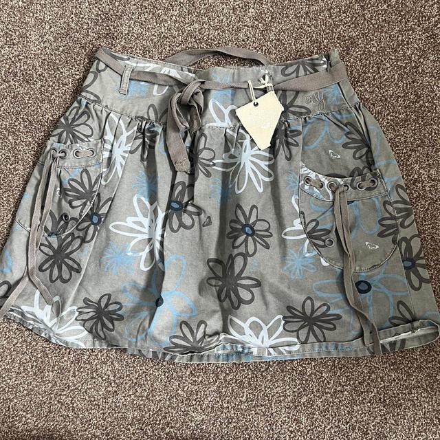 Roxy Women's Skirt - Grey/Multi - UK 10 on Productcaster.