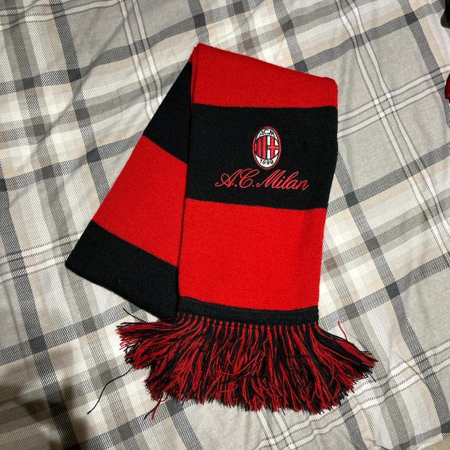 Men's Scarf - Black/Red on Productcaster.