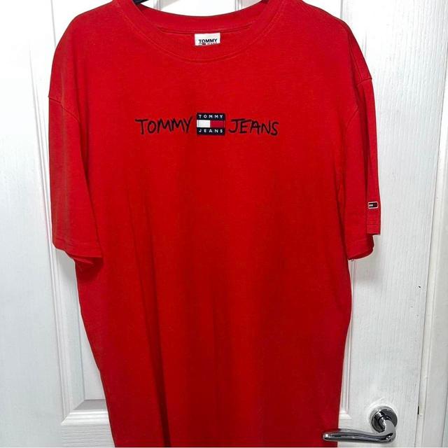 Tommy Hilfiger Men's T-shirt - Red - M on Productcaster.