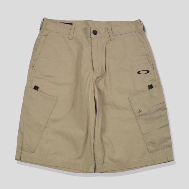 Oakley Men's Shorts - Tan/Cream - 30" on Productcaster.