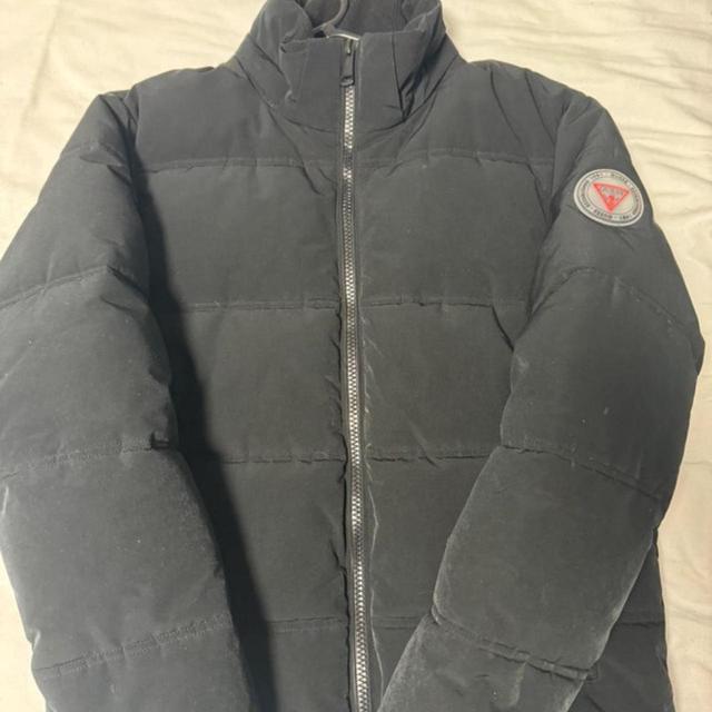 Guess Men's Puffer - Black - S on Productcaster.