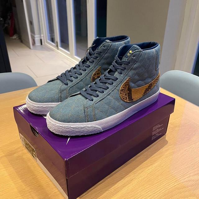 Supreme Men's Trainers - Blue/Gold - UK 10 on Productcaster.