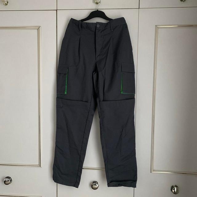 Women's Cargo Trousers - Grey/Green - S on Productcaster.