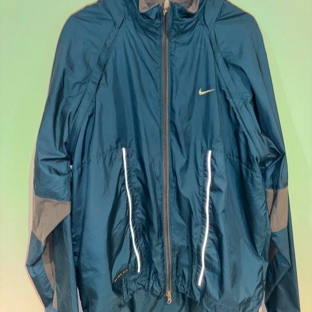 Nike Men's Windbreaker Jacket - Blue - S on Productcaster.