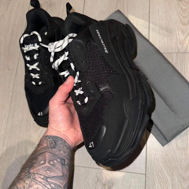 Balenciaga Men's Trainers - Black - UK 7 on Productcaster.