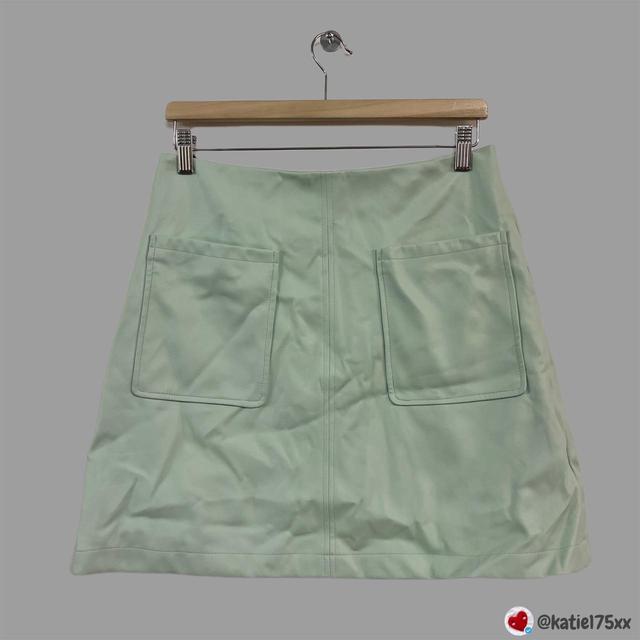 Anthropologie Women's Mini Skirt - Green - 30" on Productcaster.