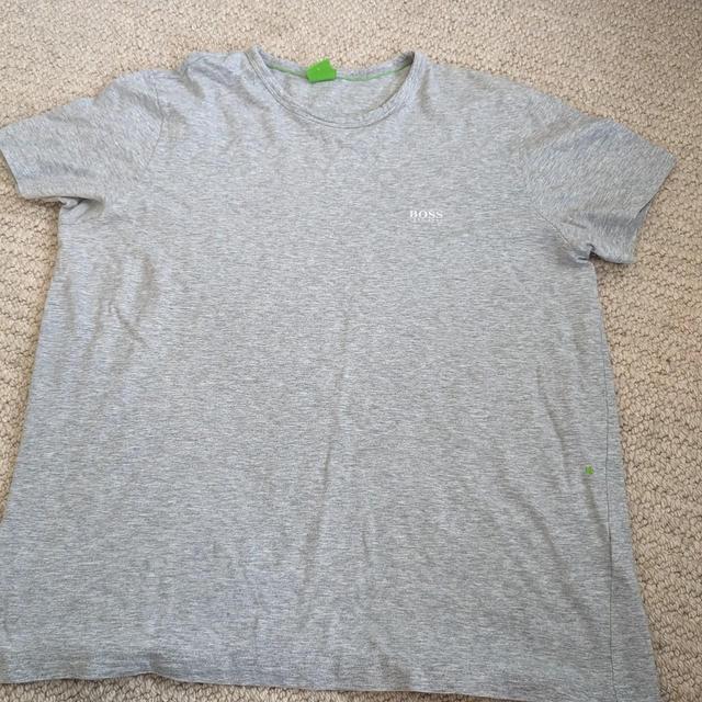 Hugo Boss Men's T-shirt - Grey/Green - L on Productcaster.