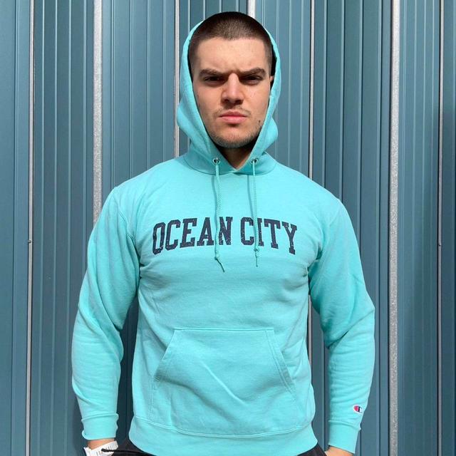 Champion Men's Hoodie - Blue - M on Productcaster.