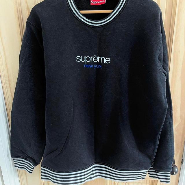 Supreme Men's Sweatshirt - Black - L on Productcaster.