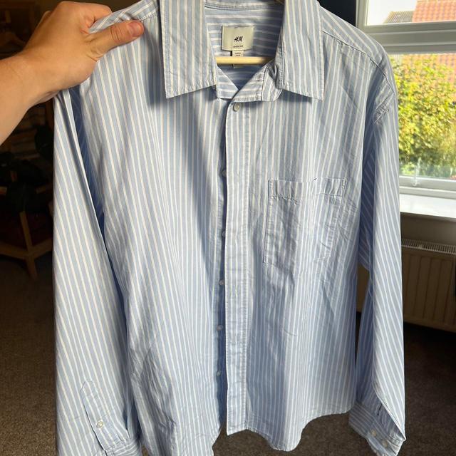 H&M Men's Shirt - Blue/White - M on Productcaster.