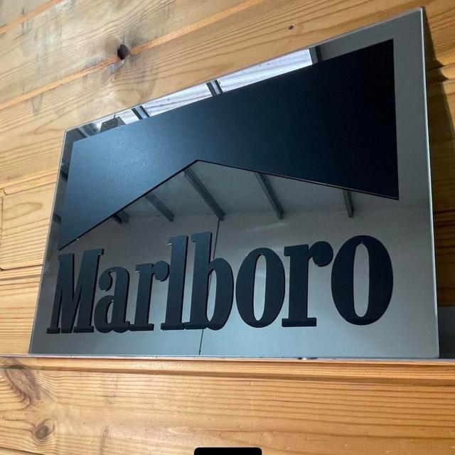 Marlboro Home accessory - Black on Productcaster.