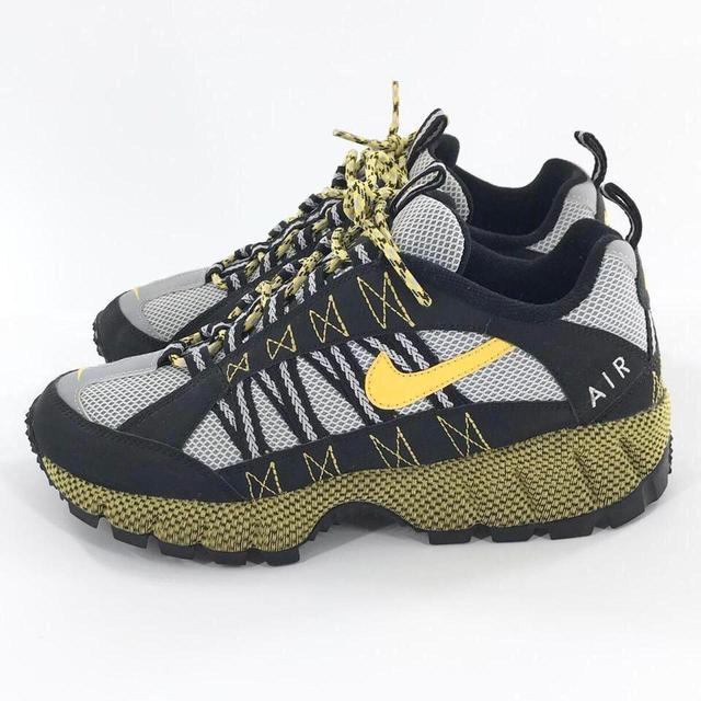 Nike Women's Trainers - Black/Yellow - UK 5.5 on Productcaster.