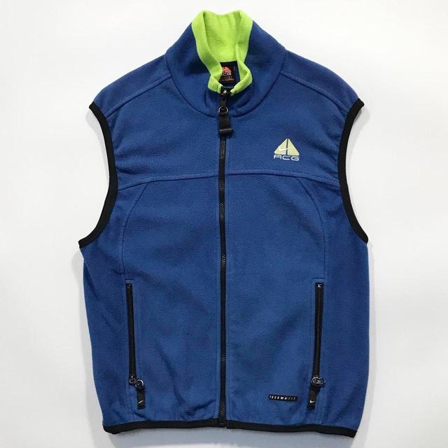 Nike ACG Men's Jacket - Blue/Black - S on Productcaster.