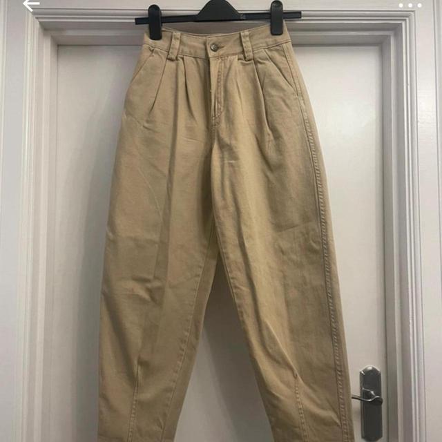 Bershka Women's Trousers - Tan - UK 4 on Productcaster.