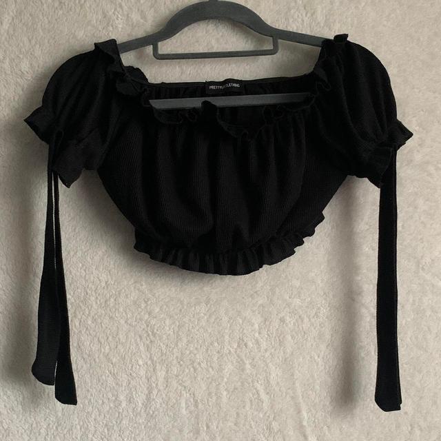 PrettyLittleThing Women's Crop top - Black - 8 on Productcaster.