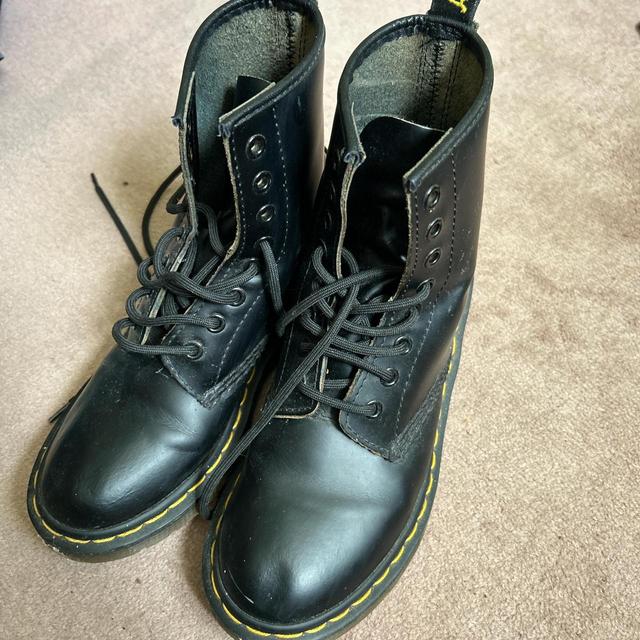 Dr. Martens Women's Boots - Black - UK 5 on Productcaster.