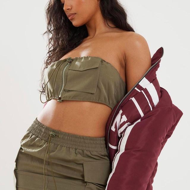 PrettyLittleThing Women's Crop top - Khaki - 6 on Productcaster.